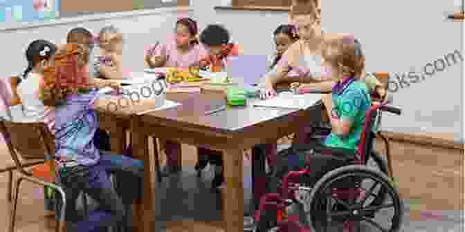 A Group Of Students With Disabilities Working Together In A Classroom. Inclusive Instruction: Evidence Based Practices For Teaching Students With Disabilities (What Works For Special Needs Learners)